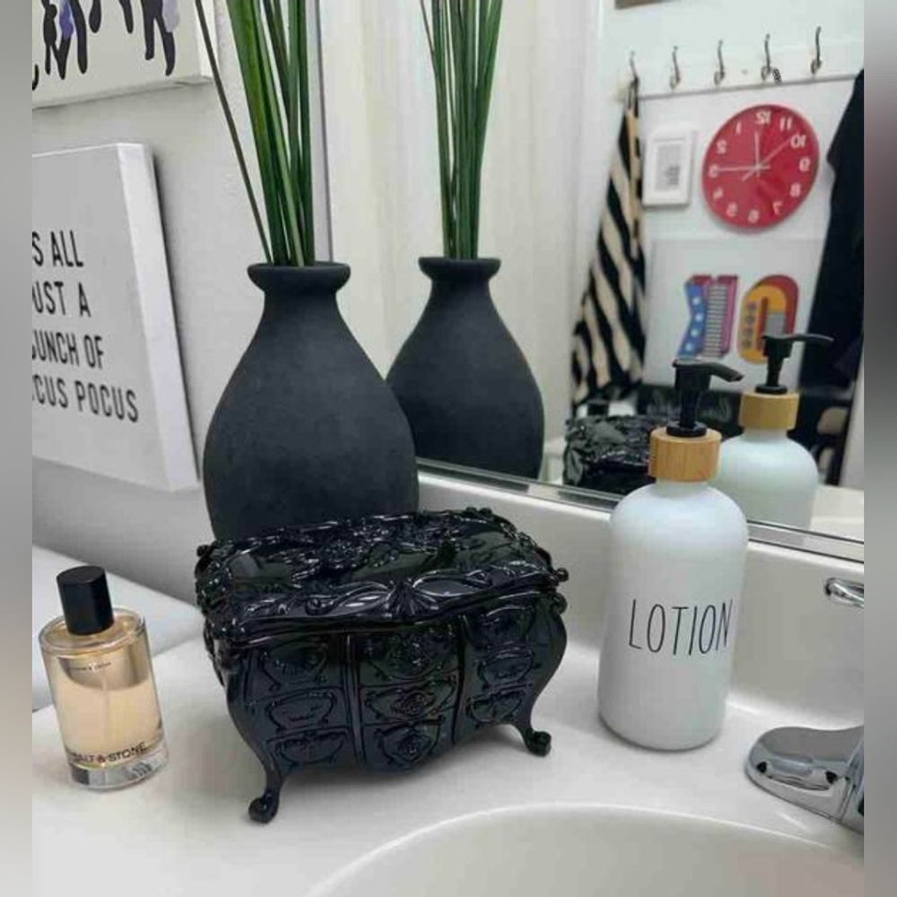 Anna Sui Storage Box with Mirror - Picture 3 of 3